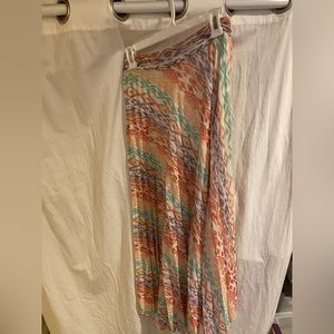 Printed maxi skirt. Size UK 8